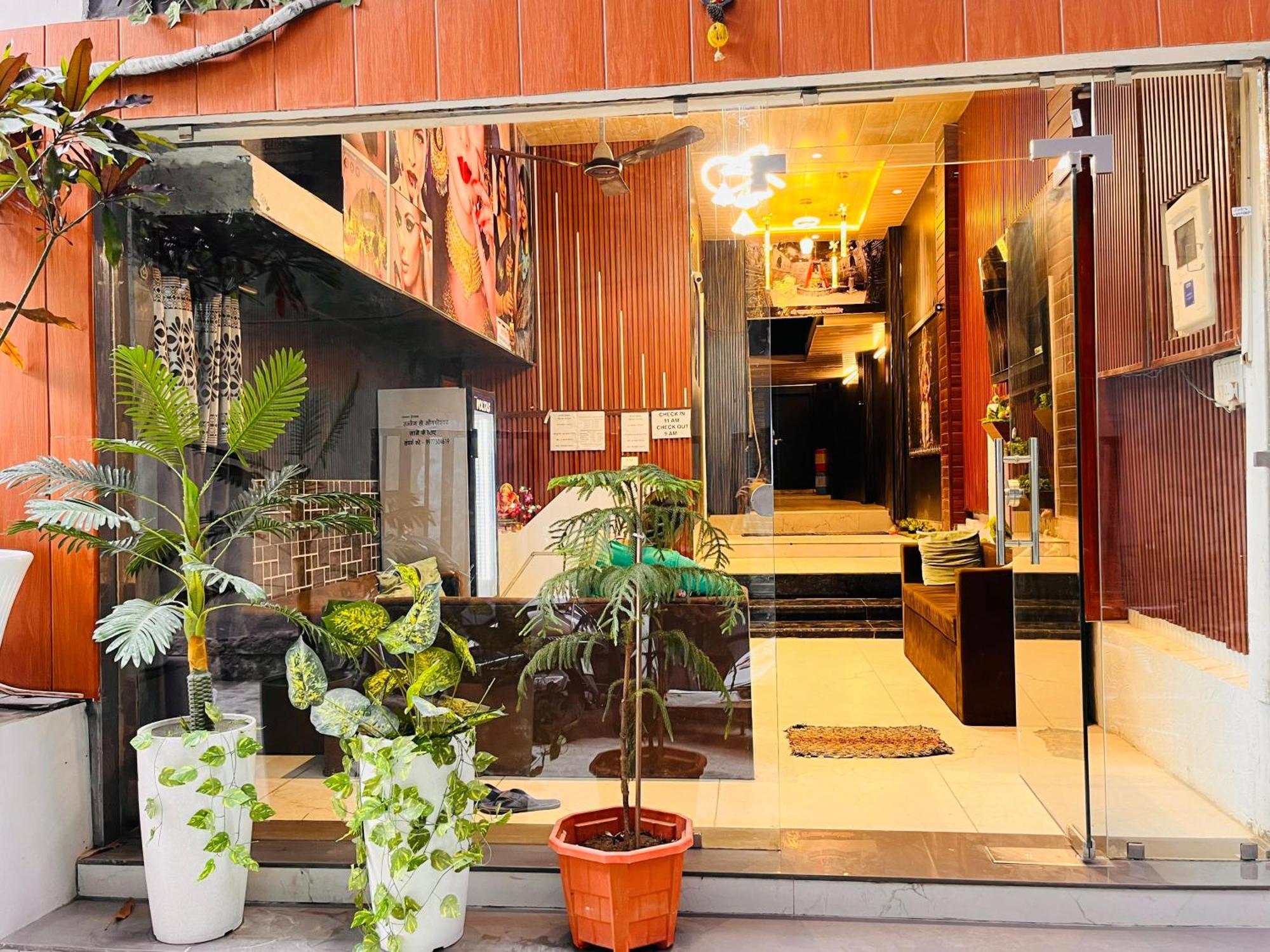 Pallav Guest House Ujjain Exterior foto